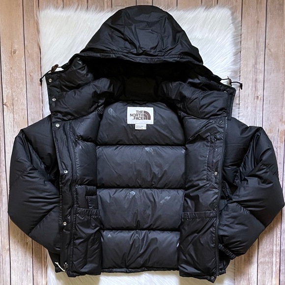 The North Face Women’s 71 Sierra Down Short Black Jacket - Picture 4 of 8